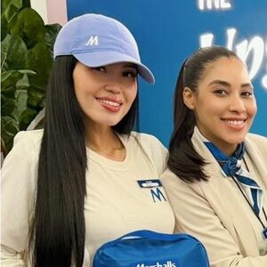 Bundle with any item in my closet for $2 more 
Baby blue sky blue baseball cap